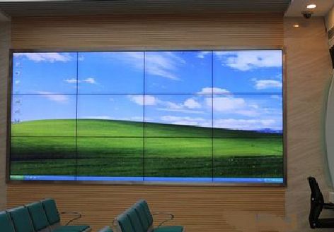 神木液晶拼接屏的另类用法。